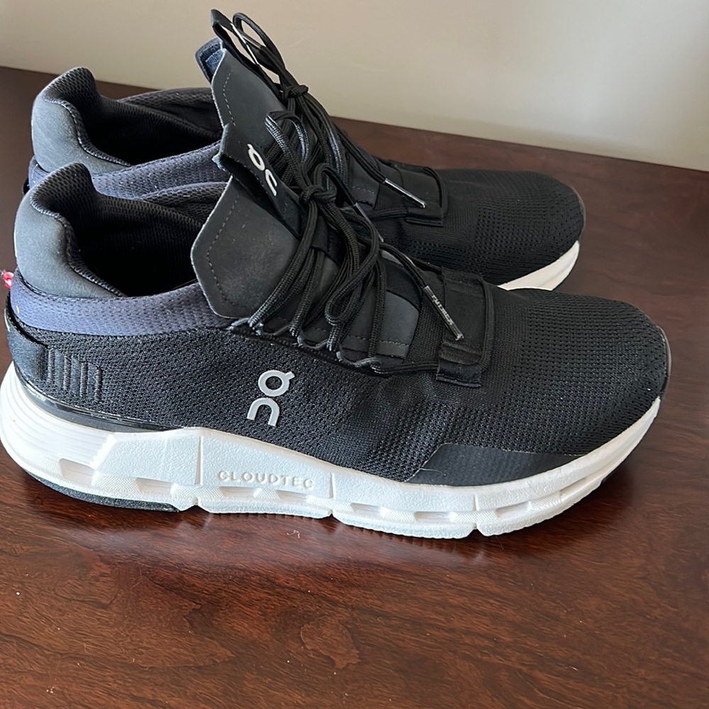 On Running Women's US 9.5 Cloudnova Running Sneakers Phantom/White